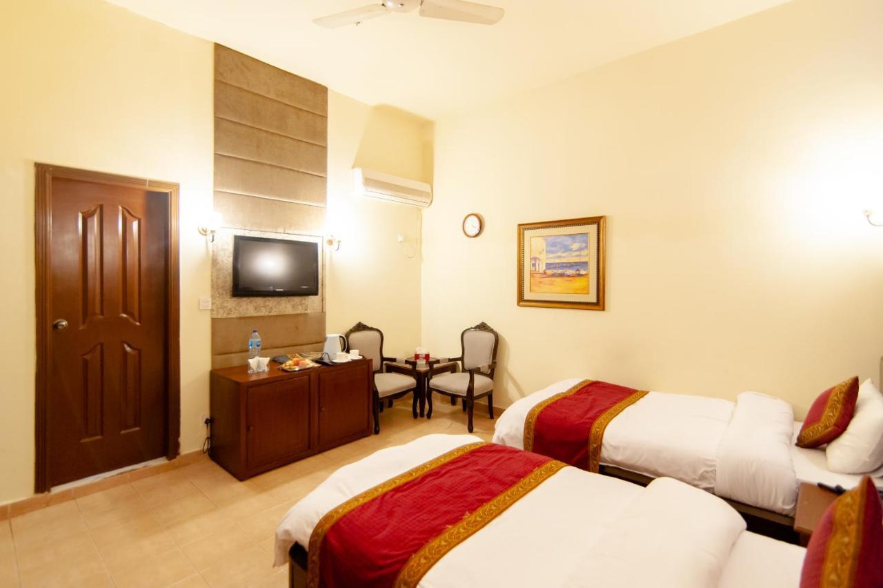 Shelton Guest House Islamabad Eksteriør billede