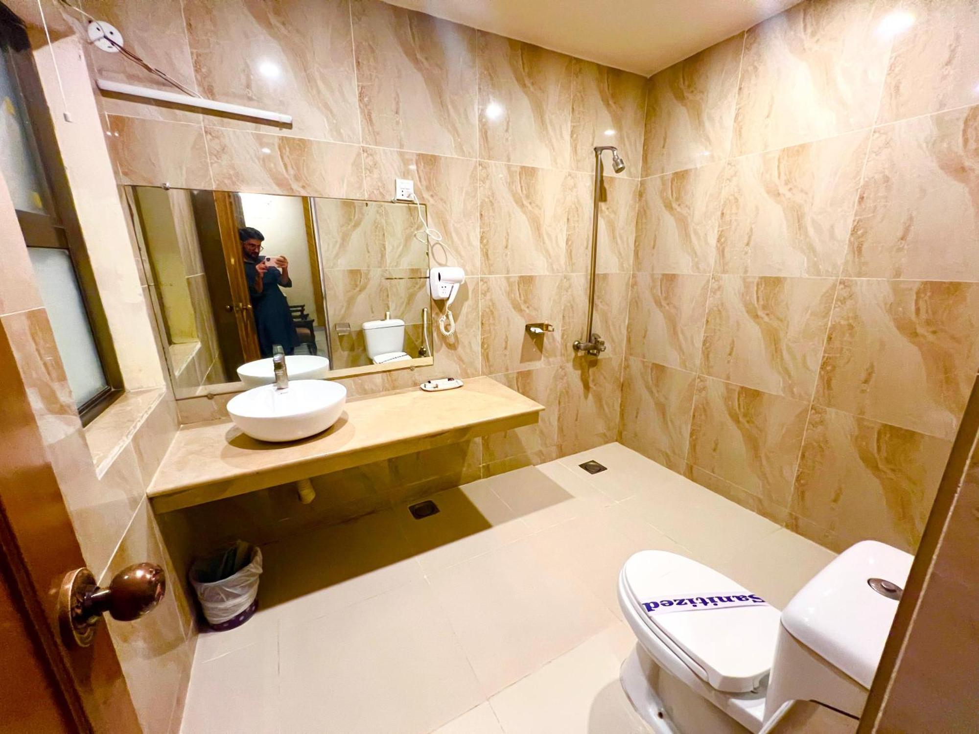 Shelton Guest House Islamabad Eksteriør billede